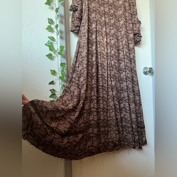 Handmade women’s floral rosette button down prairie dress in brown cream Size 14 - Picture 6 of 13